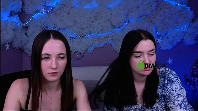 monica_xcx webcam