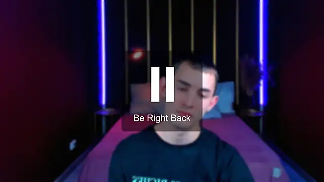 Lucas_Moran webcam