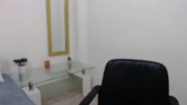 Scarlett_Adams_ webcam