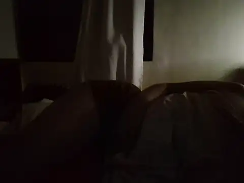 MakeMeCumAhh webcam