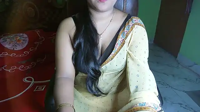 BengaliQueenStar webcam