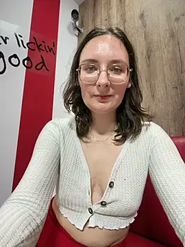 The_Snowwhitee live sex cam