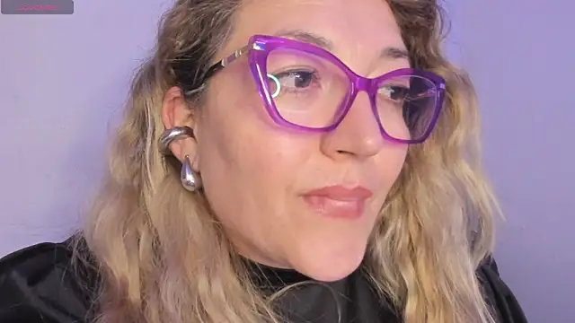 Naty_Mature_ live sex cam