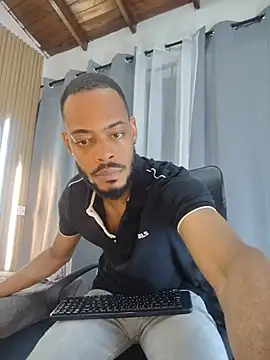 Oliver_bigblack_cock webcam