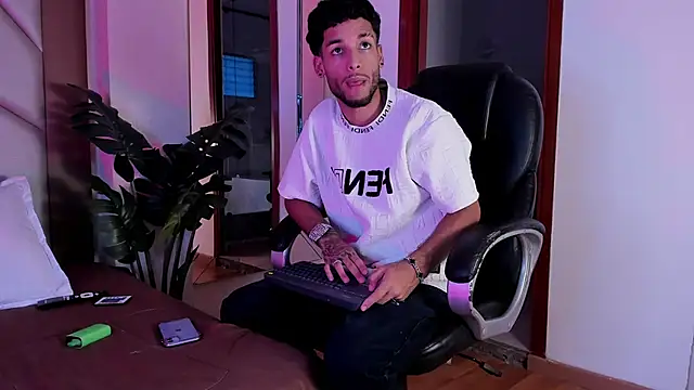 Thiagoferreti webcam