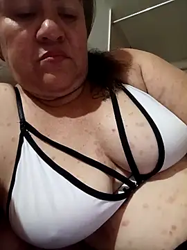 CheekySnowQueen_69