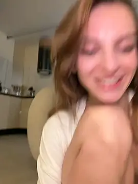  -AngelAri- chat room