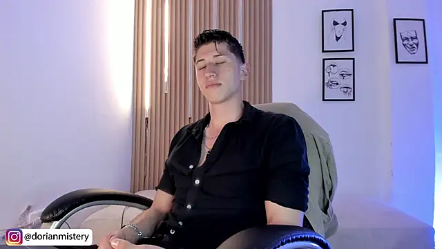 Dorianmistery2322_ webcam