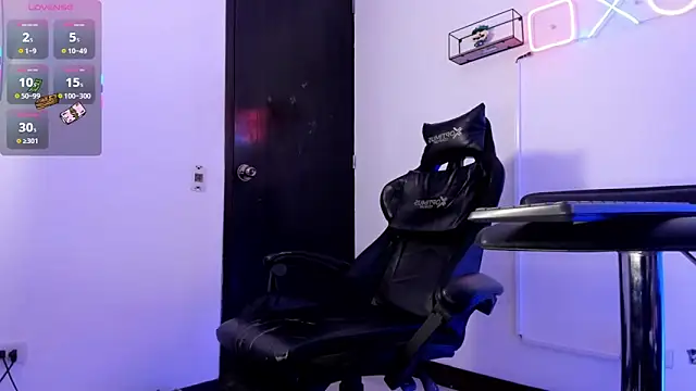 light_eyes_ webcam