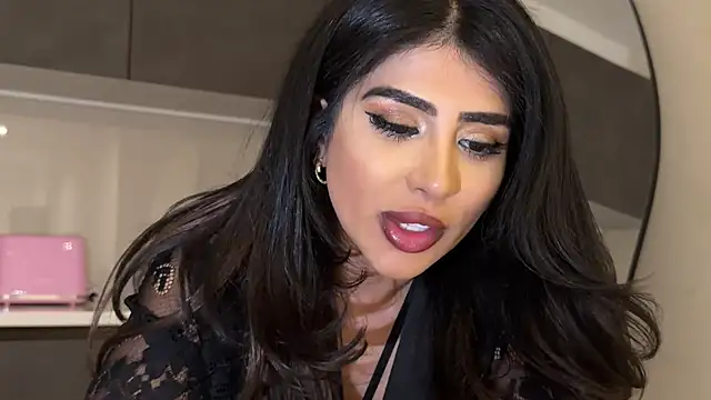 ArabicBarbie webcam