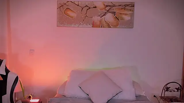 ChloeMoreti webcam