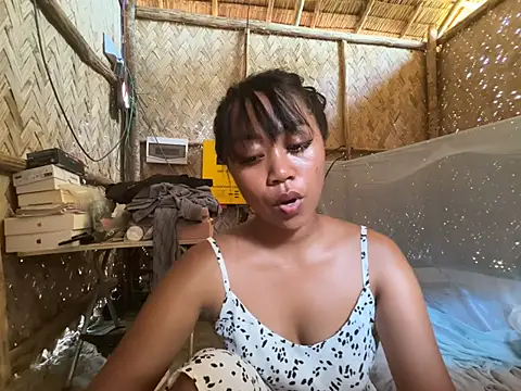 Juliet_official_pro webcam