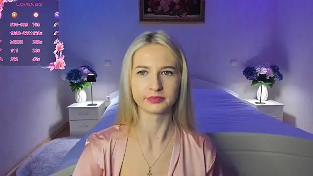 Julie_Blaze webcam