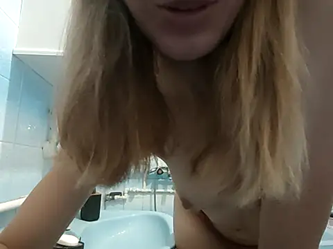 Sexyadventuregirl live sex cam