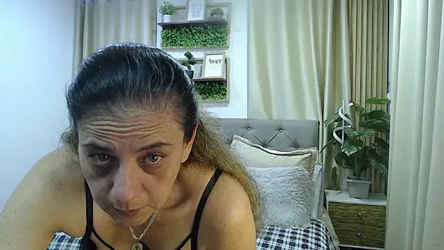 sasi_luna webcam