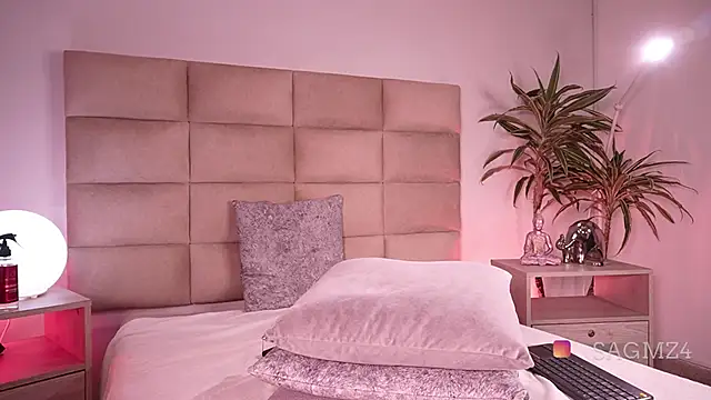 sara__gomez webcam