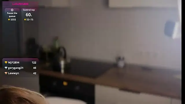 mari_grey webcam
