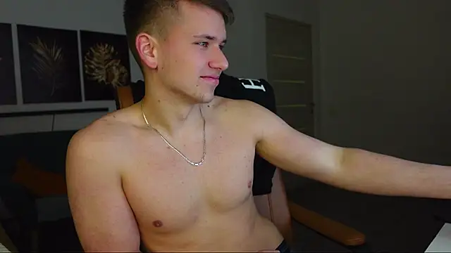 Zack_Gillian webcam