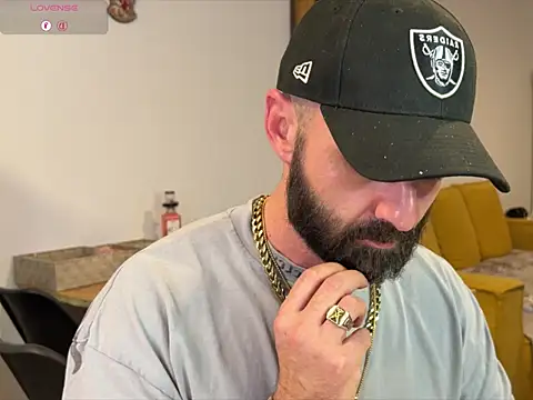 gipsykingro (Ask my age) - Let's parTy and CUM