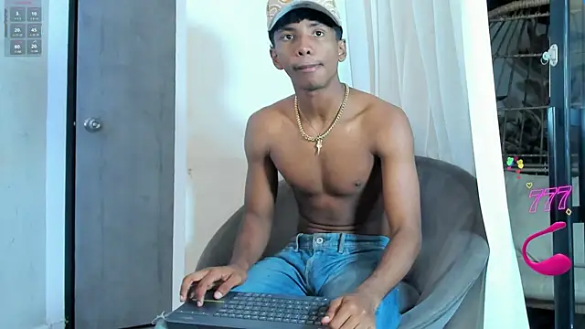 AdamCarterr webcam