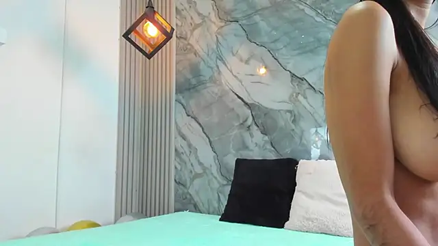 IsabellaMonet webcam