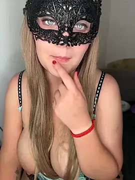 Blonde_Cougar