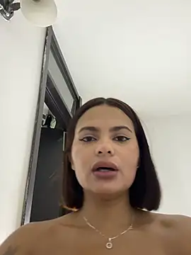 Irina_Velvett webcam
