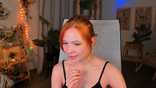 LisaAris webcam