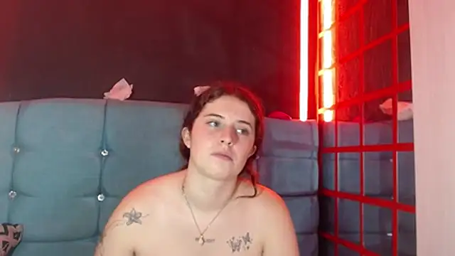 Cherry_Boom18 webcam