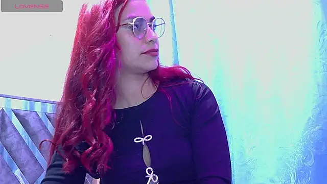 tinny_emiily webcam