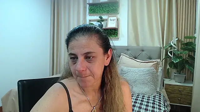 sasi_luna webcam