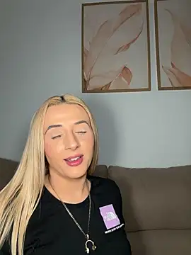  Strongqueen chat room