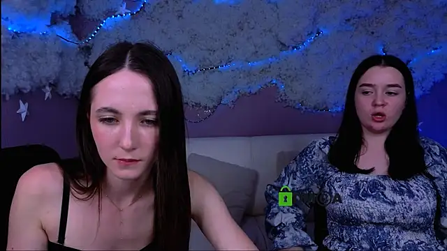 monica_xcx webcam
