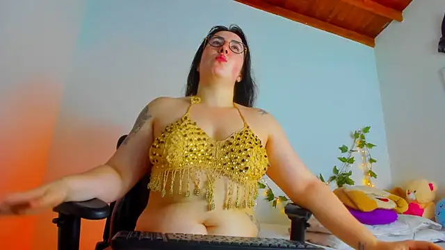 susan_foxx (F young) - wet my panty