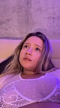 MiaPetit_ webcam