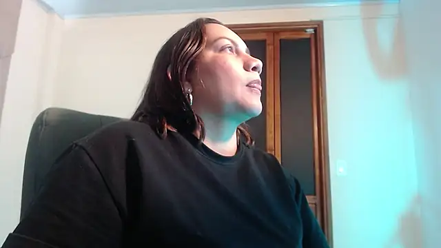 mia_coral1 webcam