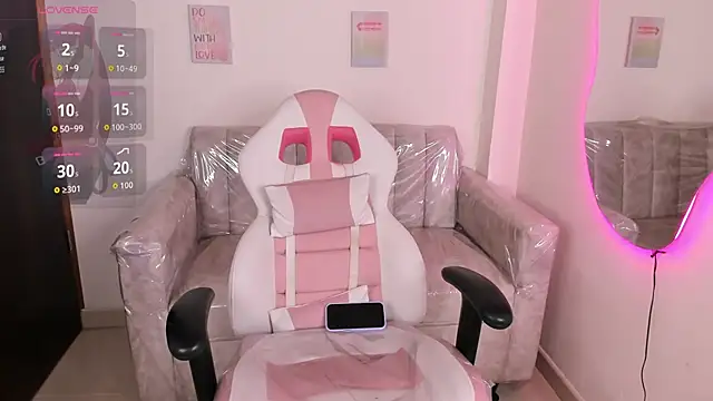 amelia_johnson1 webcam