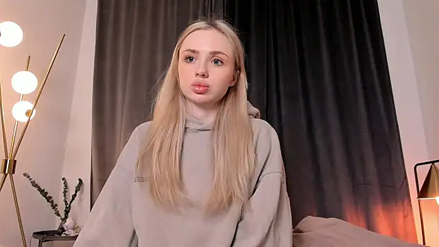  jannemary chat room