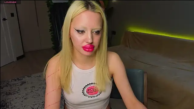 Luna_Beverly webcam