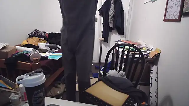 JohnnyMoves webcam