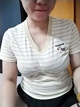Girl_lovebaby webcam