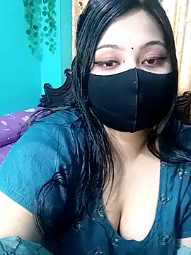 Webcam Model (Porimoni22) is live