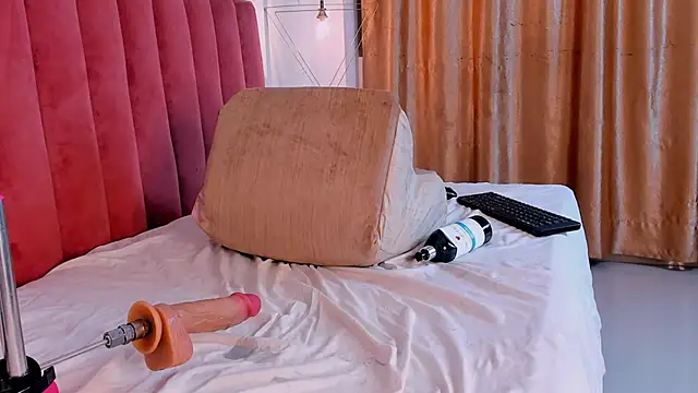 Tessa_Sinclaire webcam