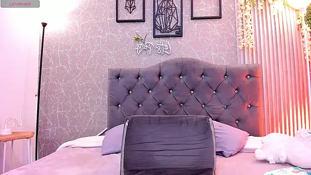 lana_gill1 webcam