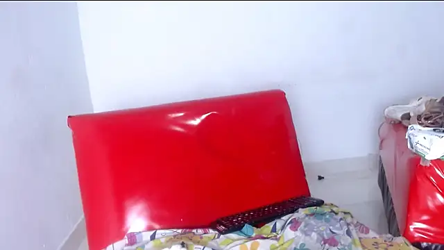 valeryskinnyvagi webcam