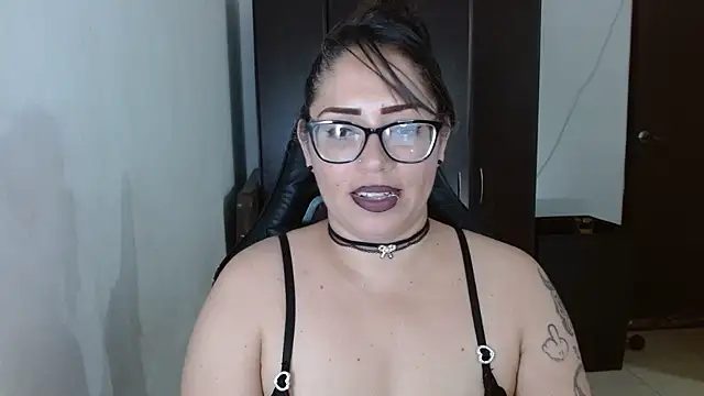 natashasmithe webcam