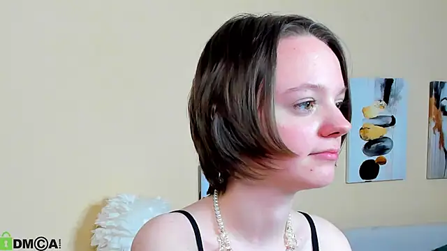 Olivia_Riesz webcam