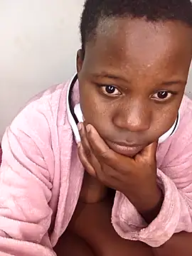 ShyBabe_07 webcam
