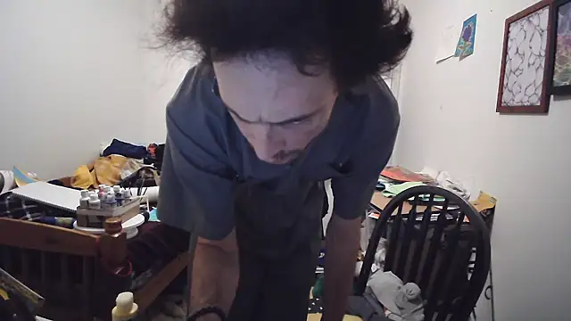 JohnnyMoves webcam