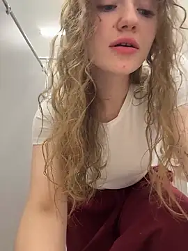 RussianWoman's live cam